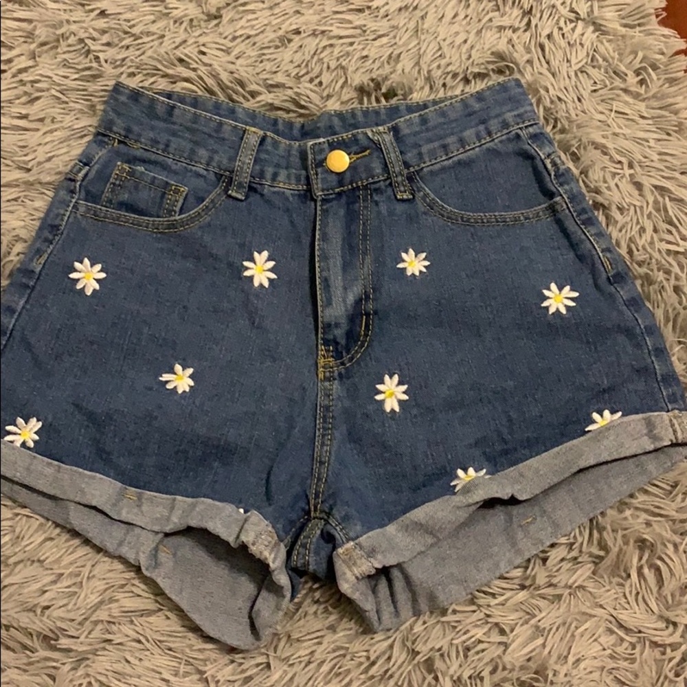 SHEIN denim shorts with stiched flowers